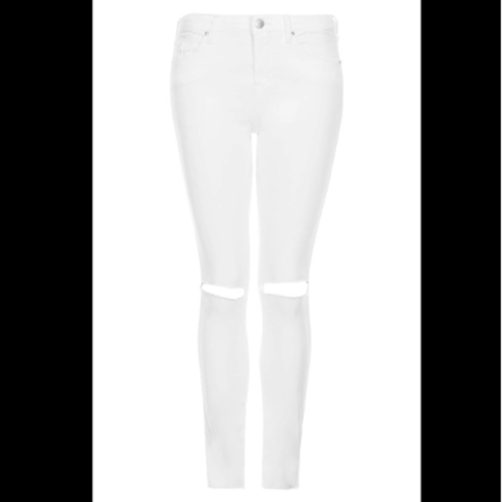 White distressed TopShop Moto Leigh jeans